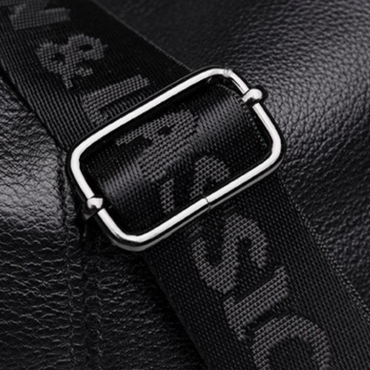 Bolsa Crossbody Melvie en Cuero con Cierre